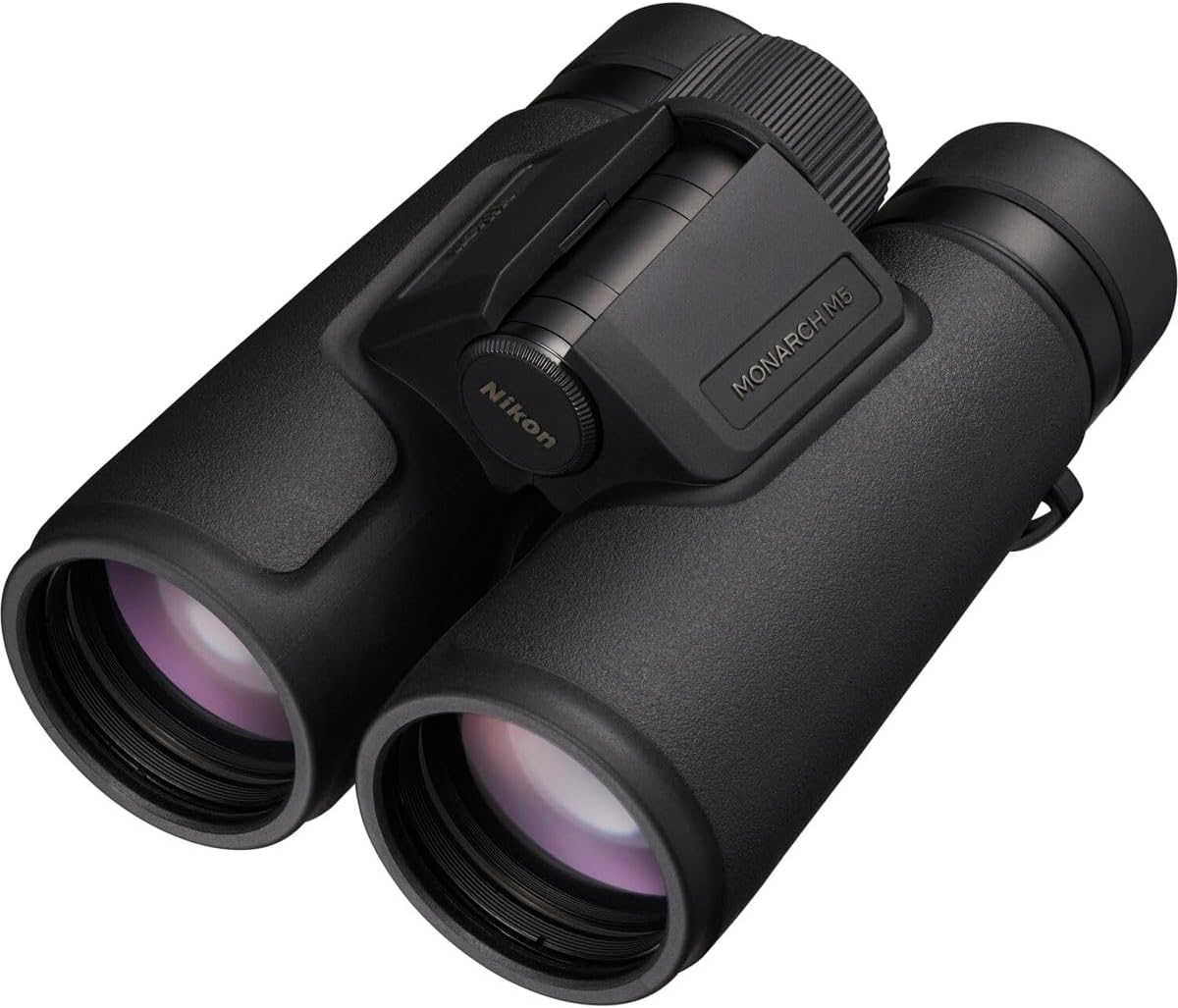 NIKON Monarch M5 Binoculars | Waterproof Fogproof ED Glass Optics with Dielectric Prism Coating | Bright High-Resolution Outdoor Binoculars for Birdwatching, Hiking & Wildlife, 8x42