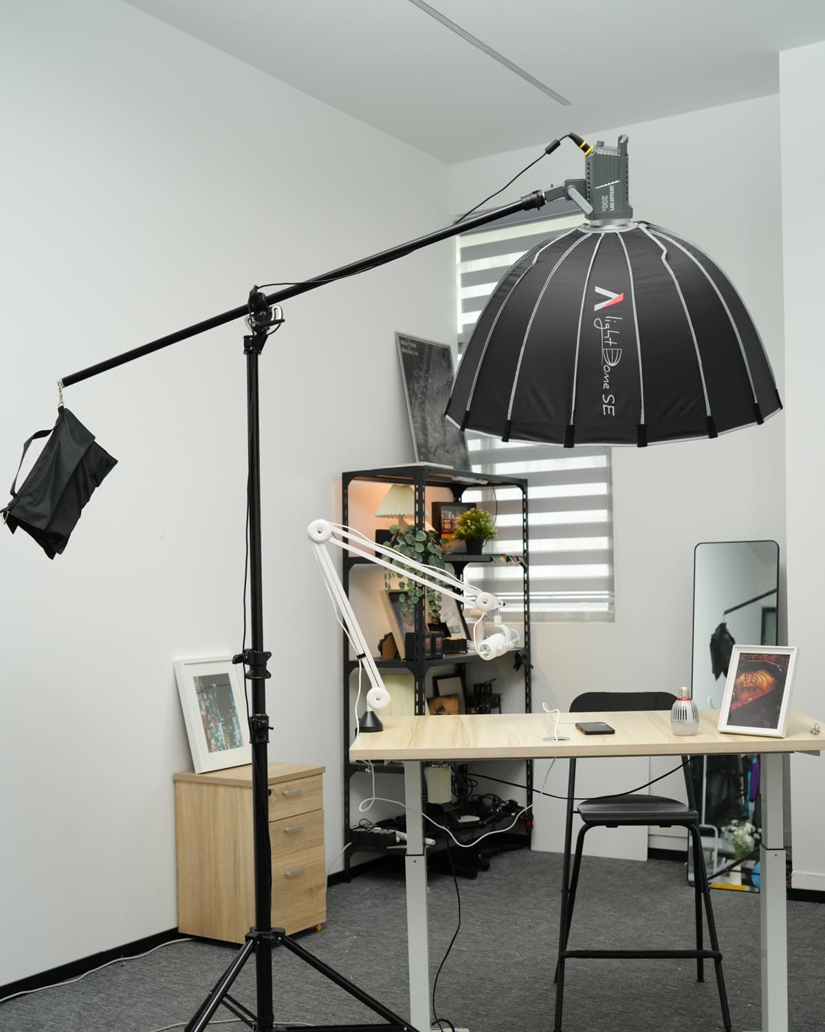 Amaran Aluminum Light Stand, 9.2ft/2.8m Adjustable Photography Stand