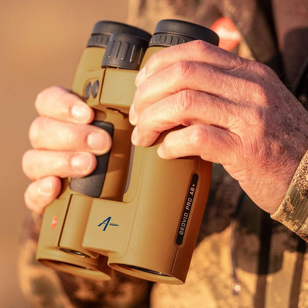 LEICA Geovid Pro Rugged Compact Ergonomic Lightweight Weather-Proof Hunting Rangefinder Binoculars with Built-in Compass, 8 x 42