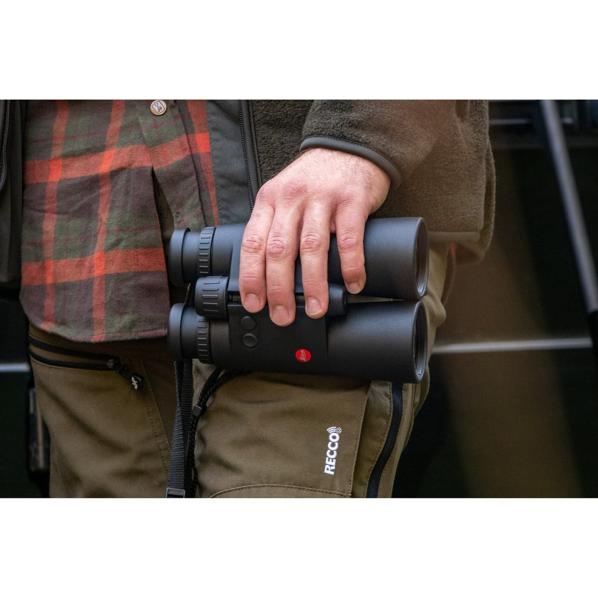 LEICA Geovid R Gen 2022 Compact Lightweight Hunting Bird Watching Rangefinder Binoculars with Carrying Strap Incuded, 15X56