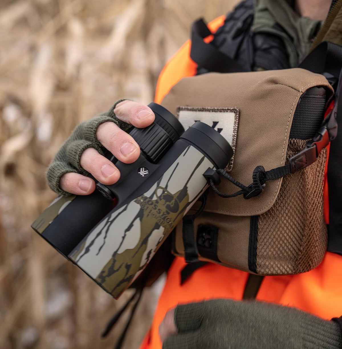 Vortex Crossfire HD 10x42 Binoculars (Mossy Oak Bottomland)